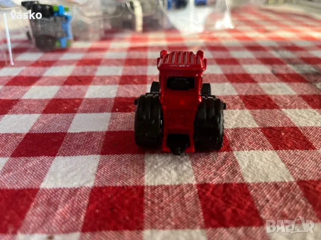 Мачбокс трактор-нов, снимка 3 - Колекции - 50040691