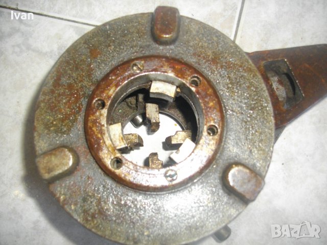 Плашка Водопроводна За Направа На Резби На Тръби-Професионал-Немска 1/4-1Цол/Холандска 1/4-1 1/2 Цол, снимка 9 - Други инструменти - 40193314