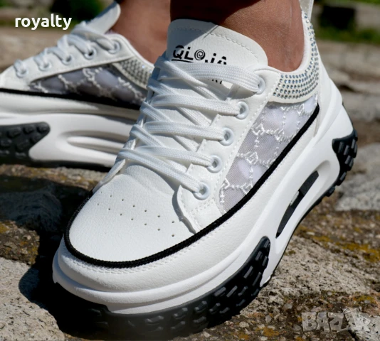 Дамски стилни маратонки 