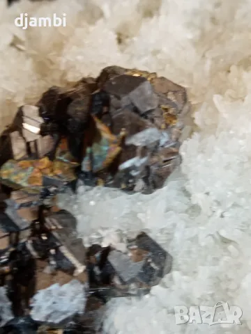 №170,Кварц, Кварцова друза със сфалерит, Планински кристал, Кристали,Минерали,Родопи,, снимка 3 - Декорация за дома - 48556958