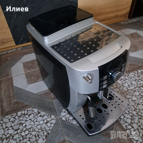 Кафемашина Delonghi Magnifica S, снимка 3 - Кафемашини - 53064262