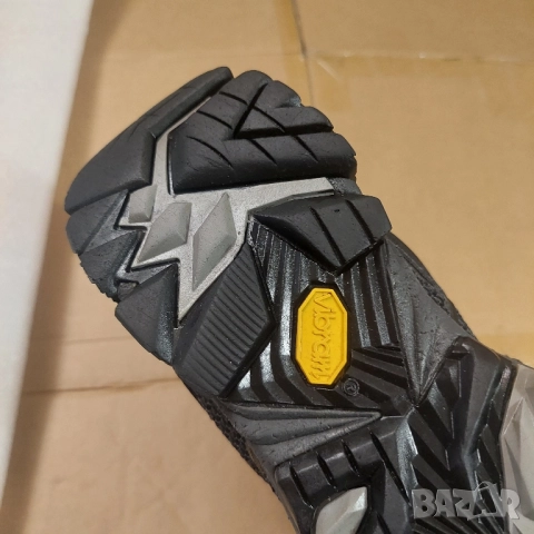 туристически обувки Merrell Moab Fst 2 Mid Gore-Tex номер 40 водоустойчиви , снимка 8 - Други - 51895259