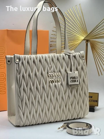 Стилна дамска чанта , снимка 3 - Чанти - 50935749