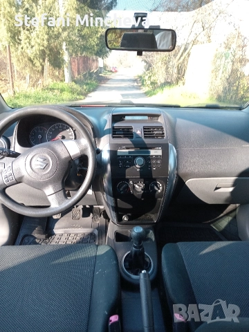 Suzuki SX4 на реални 153000 км без точка Ръжда безупречен двигател., снимка 7 - Автомобили и джипове - 52751377