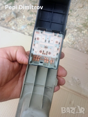 Копчета,бутони Ел стъкла  Nissan Micra III Hatchback (01.2003 - 06.2010), , снимка 2 - Части - 51659692