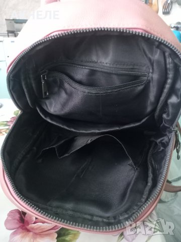 Дамска раница 