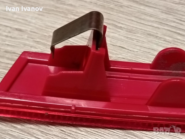 Светлоотразител заден десен в бронята за Алфа 147, снимка 2 - Части - 51738495