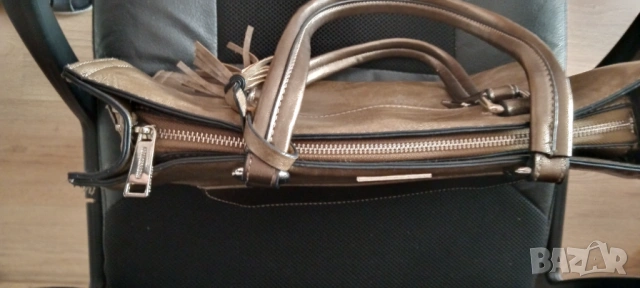 Дамска чанта , снимка 6 - Чанти - 53701994