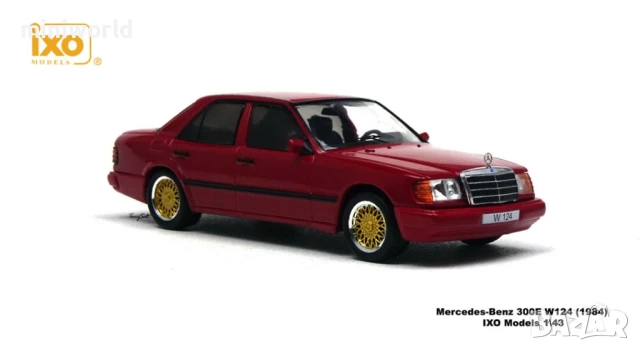 Mercedes-Benz 300E W124 1984 - мащаб 1:43 на IXO models моделът е нов в PVC дисплей-кейс, снимка 11 - Колекции - 50011604