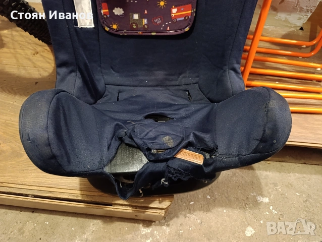 Подарявам детско столче за кола