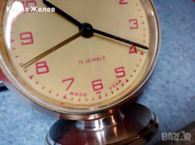 SLAVA 11 JEWELS MADE in USSR Стар КОЛЕКЦИОНЕРСКИ РУСКИ МЕХАНИЧЕН БУДИЛНИК СЛАВА 47832, снимка 6 - Антикварни и старинни предмети - 47656611