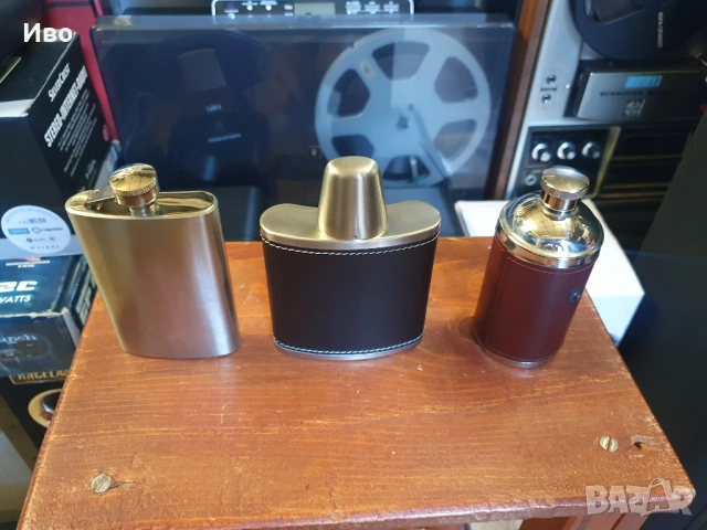 Метална манерка за алкохол - джобна / Павурче за алкохол. В отлично състояние. Средната е с чашка - , снимка 3 - Антикварни и старинни предмети - 51996835
