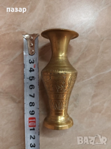 Бронзова вазичка за колекция, снимка 4 - Антикварни и старинни предмети - 53302125