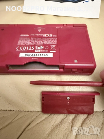 Nintendo DS Lite USG-001 Crimson/Red с оригинална кутия, снимка 2 - Nintendo конзоли - 56169368