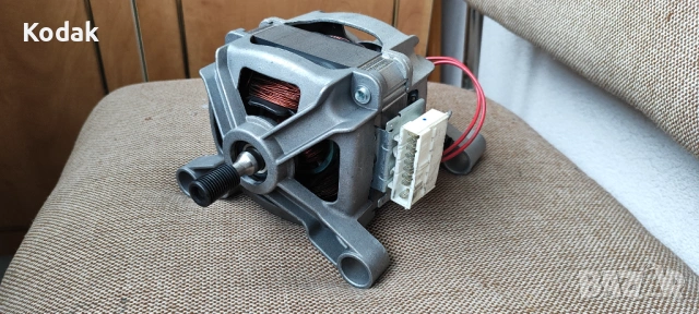 Работещ двигател за пералня Arieli, използван, снимка 3 - Перални - 53413808