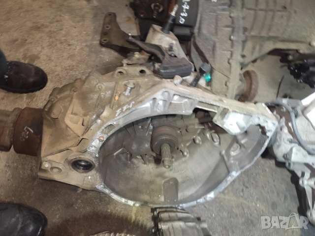 Ръчна скоростна кутия Nisan Qashqai j11- 1.2бензин-115кс-2014г, снимка 4 - Части - 53466391