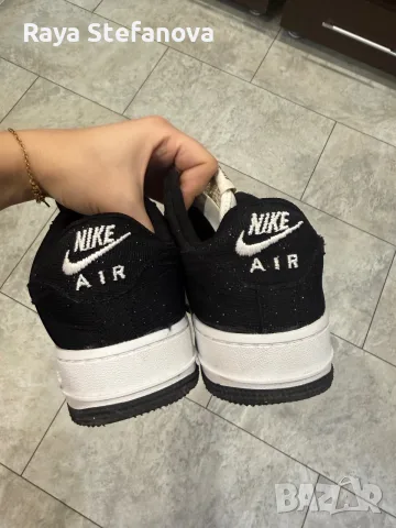 Маратонки Nike с брокат – нови 37 размер, снимка 3 - Маратонки - 55993154