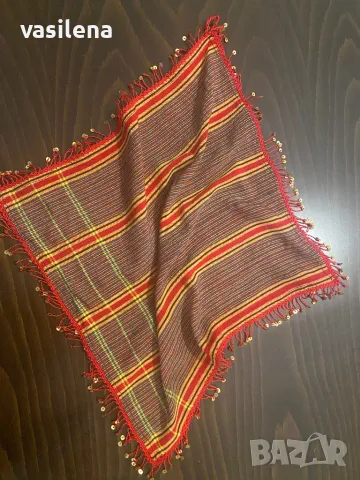 Хороводна кърпичка за носия