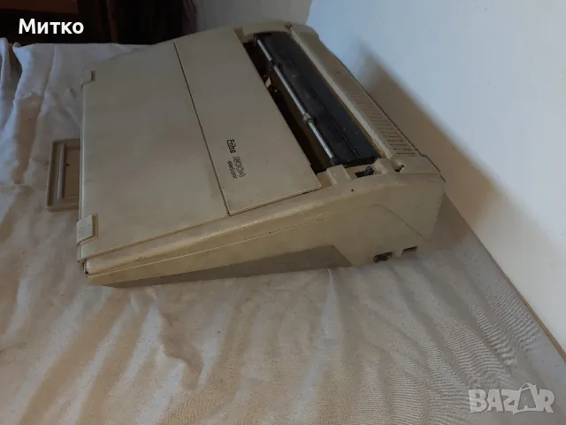 Електрическа пишеща машина марка ERIKA модел S3004 ГДР, снимка 2 - Филателия - 48281451