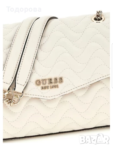 GUESS Капитонирана чанта през рамо