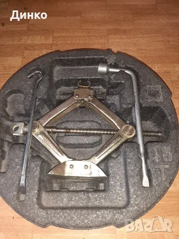 Органайзер с инструменти хюндай кия , снимка 1