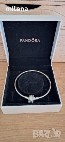 Pandora нова красива гривна с кутия, снимка 4 - Гривни - 56016265