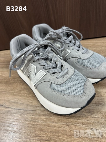 Дамски маратонки New Balance - 574, снимка 2 - Маратонки - 56318811
