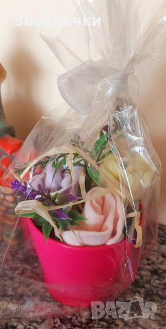 🌺 Ръчно изработени саксии с цветя от бебешки чорапки 🌼, снимка 9 - Бебешки чорапи - 34164776