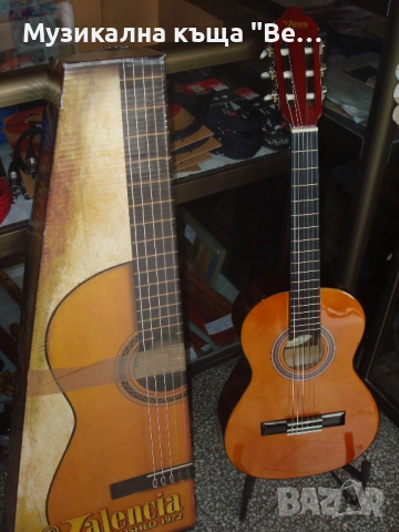 Класическа китара Valencia, Размер 1/2, снимка 2 - Китари - 39708290