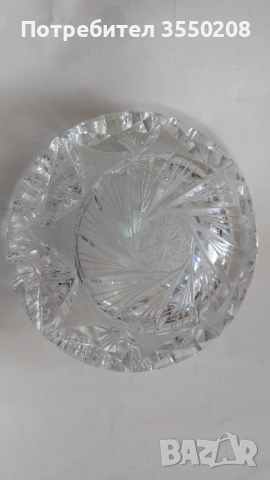 Кристален пепелник, снимка 4 - Аксесоари за кухня - 44729550