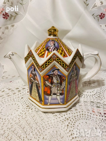 порцеланов чайник 