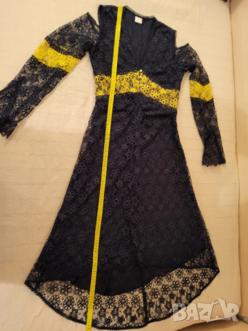 Тъмносиня дантелена рокля на PINCO р-р 38, снимка 5 - Рокли - 44655167