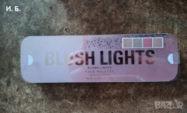 Палитра за лице Revolution Blush Lights Face Palette , снимка 2 - Декоративна козметика - 41746147