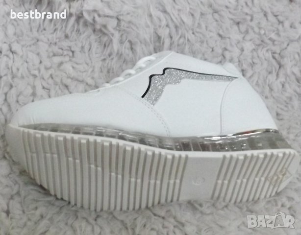 Маратонки, скрита платформа, бели, код 531/45, снимка 7 - Дамски ежедневни обувки - 39456354