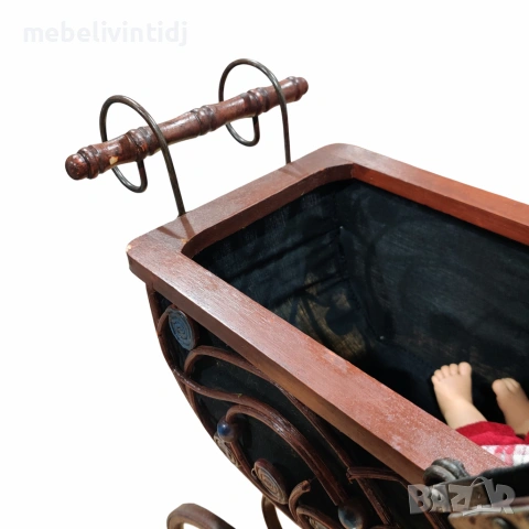 Винтидж количка за кукли, снимка 4 - Антикварни и старинни предмети - 53787244