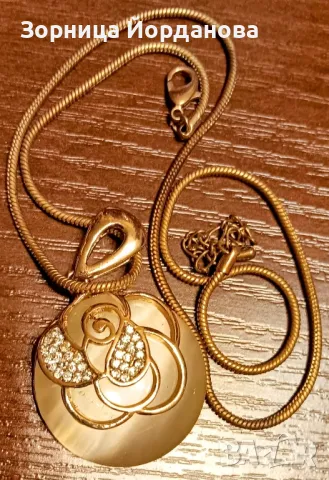 Златисто колие , снимка 2 - Колиета, медальони, синджири - 48376070