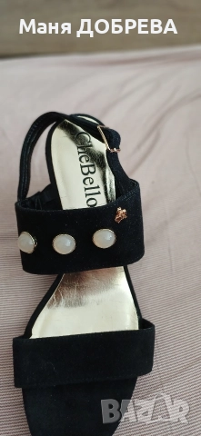 продавам сандали