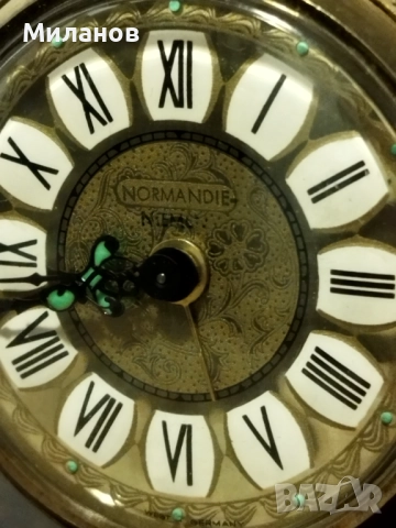 Стар механичен будилник, настолен часовник, снимка 4 - Антикварни и старинни предмети - 52153025