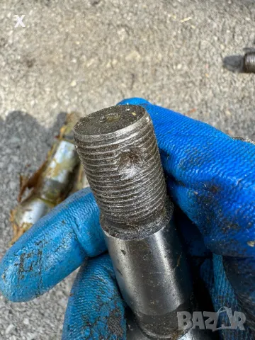 ГАЗ 66 И ПАЗ ЯБЪЛКОВИДЕН БОЛТ ЗА НАКРАЙНИК НА КОРМИЛНА ЩАНГА НОВА СССР, снимка 2 - Части - 47353260