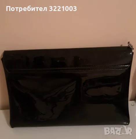 Дамска черна лачена чанта тип клъч, снимка 5 - Чанти - 56052508
