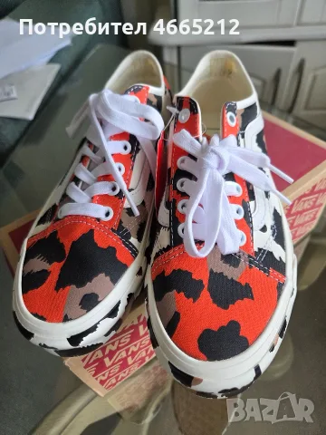 Нови кецове Vans , снимка 4 - Кецове - 56241559
