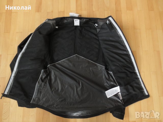 Nike Storm-FIT ADV Run Division Яке, снимка 3 - Спортни екипи - 40696360