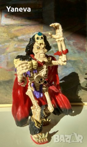 Vintage, екшън фигура Baron Dark Skeleton Warriors,Playmates Toys 1994 LEG., снимка 7 - Колекции - 39105983