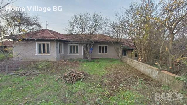 Къща за ремонт с просторен парцел, с. Овчага