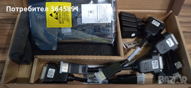  Matrox M9148 LP PCIe x16 четириядрена графична карта - НОВА, снимка 2 - Видеокарти - 41473247