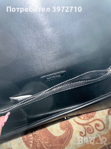 Малка дамска чанта, снимка 4 - Чанти - 44433099