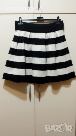 Елегантна пола на черни и бели ивици , снимка 3 - Поли - 44482349