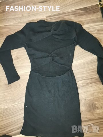 Bershka Малка черна рокла, снимка 4 - Рокли - 35774790