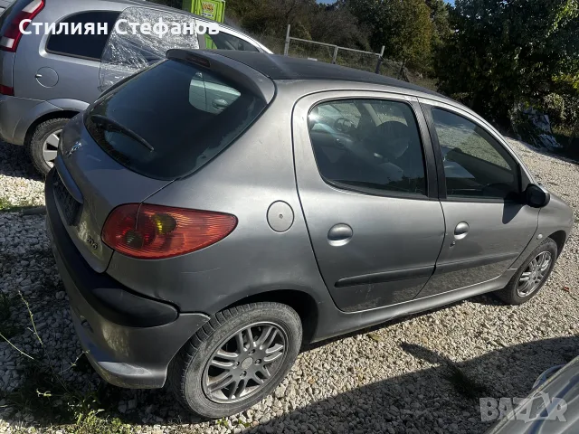 Peugeot 206

1.4 бензин 88 к.с, 2004г, снимка 5 - Части - 56337876
