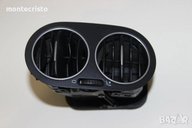 Лява розетка арматурно табло VW Golf 5 Plus (2004-2009г.) ляв въздуховод 5M0819759, снимка 2 - Части - 53611398